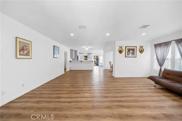 Long Beach, CA 90803,202 Mira Mar Avenue