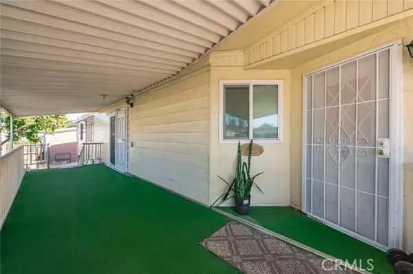 Rowland Heights, CA 91748,1560 S Otterbein #153