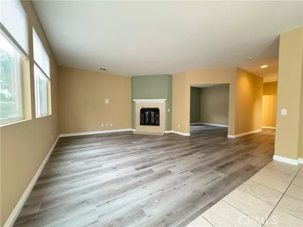 Eastvale, CA 91752,12325 Nicole