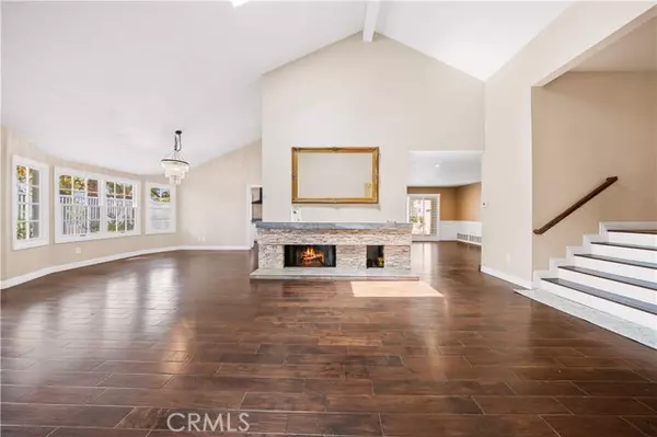 Yorba Linda, CA 92886,4152 Beech Avenue