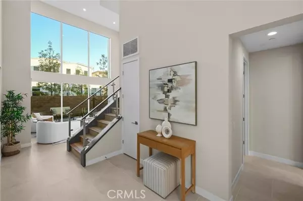 Montebello, CA 90640,1155 Poppy Court