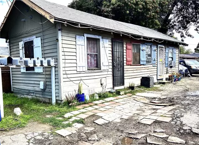 Compton, CA 90222,12106 S Willowbrook