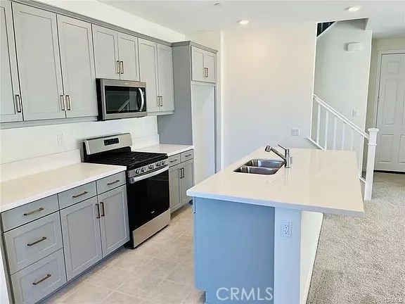 Valencia (santa Clarita), CA 91381,27019 Evening Sky Place