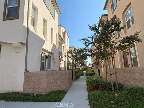 Eastvale, CA 91752,6388 Pictor