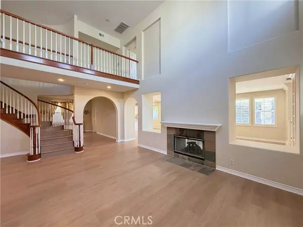 Yorba Linda, CA 92886,17450 Drake St