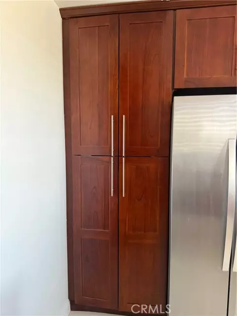 Beverly Hills, CA 90211,116 N Swall #402