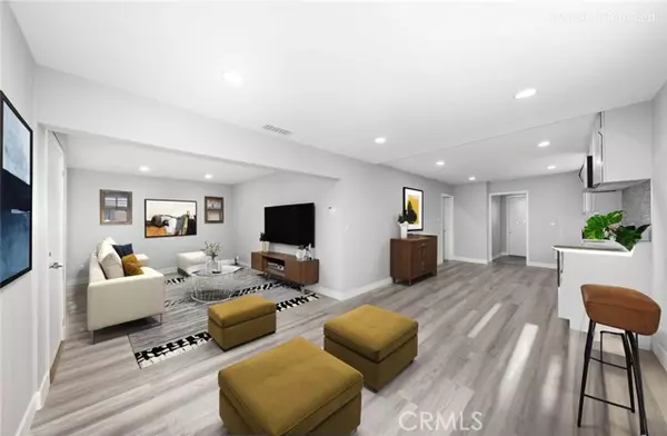 Los Angeles, CA 90044,719 W Century