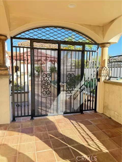 Pasadena, CA 91106,856 S Marengo #7