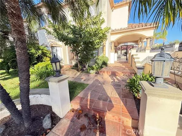 Pasadena, CA 91106,856 S Marengo #7