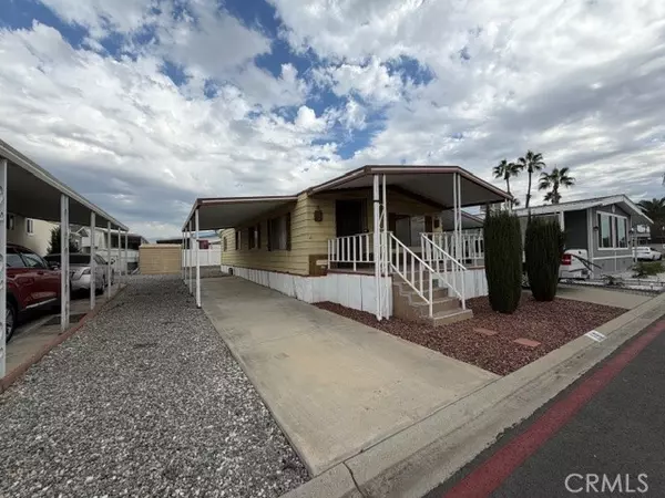 200 W San Bernardino #19, Rialto, CA 92376
