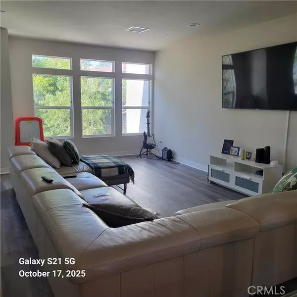 Whittier, CA 90601,5315 Bihr