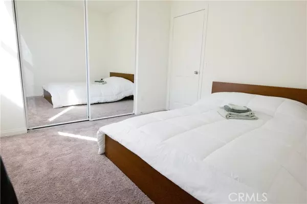 Riverside, CA 92507,19859 Barnfield