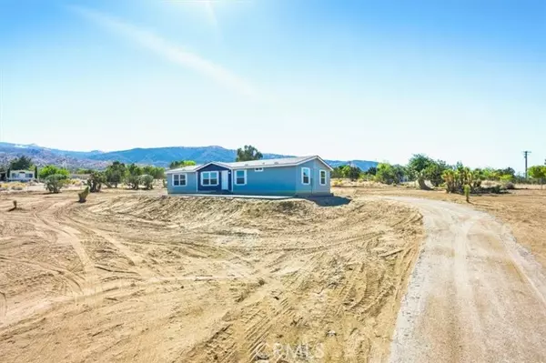 Pinon Hills, CA 92372,9622 Via Verde Avenue