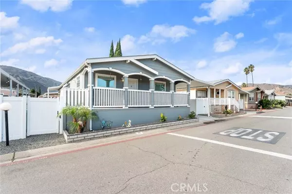 Corona, CA 92880,4901 Green River #96