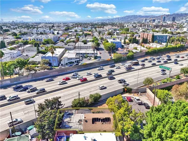 Los Angeles, CA 90029,5164 Romaine Street