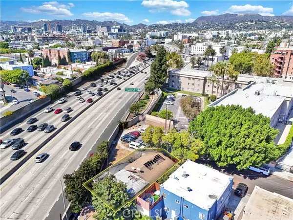 Los Angeles, CA 90029,5164 Romaine Street