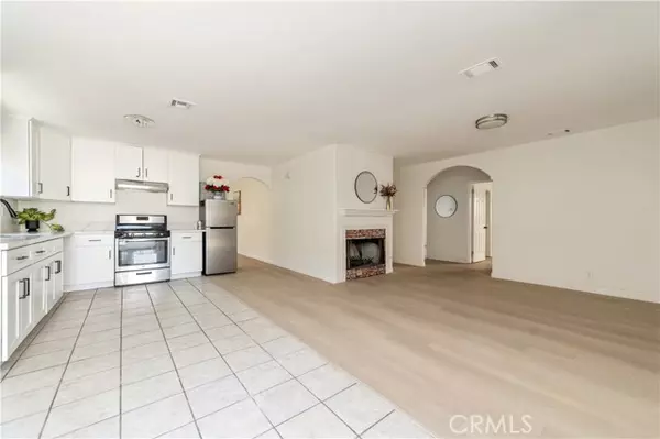 Pomona, CA 91766,823 E 3rd Street