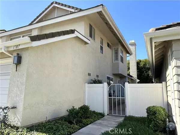 Hacienda Heights, CA 91745,1707 Landau