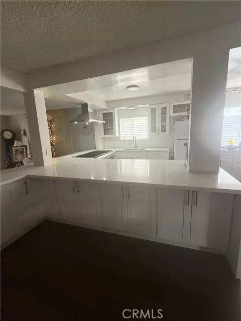 North Hills (los Angeles), CA 91343,15935 Community Street