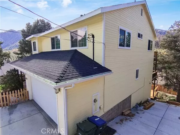 Wrightwood, CA 92397,6284 Apple Vista Dr