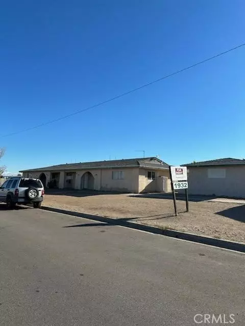 Needles, CA 92363,1932 Erin Drive #8