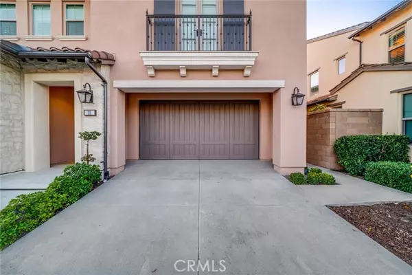 Irvine, CA 92620,111 Reflection