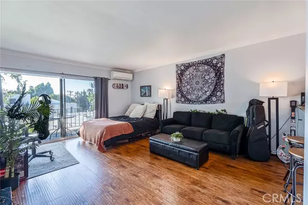 Sherman Oaks, CA 91411,15344 Weddington