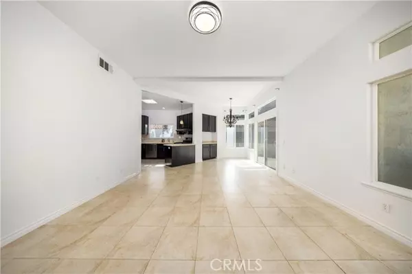 Pomona, CA 91766,17 Blackbird