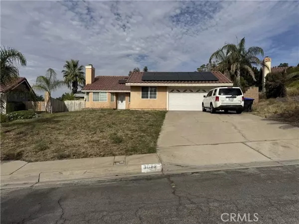 Highland, CA 92346,3072 Lynwood