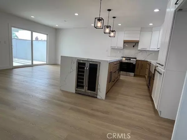 Arleta (los Angeles), CA 91331,13068 Mineola Street