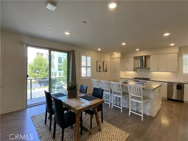 Irvine, CA 92618,129 Cadence