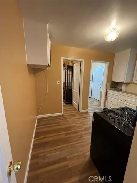 Los Angeles, CA 90059,12119 Alvaro