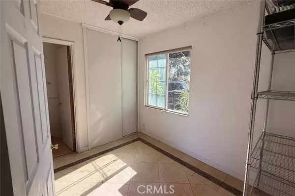 Glendora, CA 91740,821 W Dike