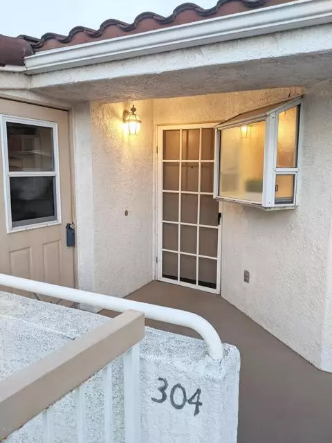 2803 Antonio Drive #304, Camarillo, CA 93010