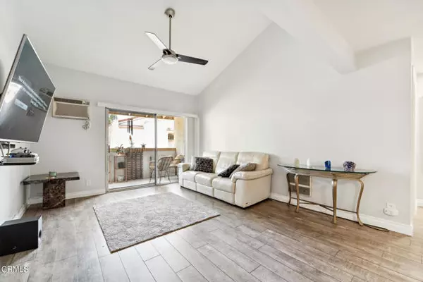 28947 Thousand Oaks Boulevard #220, Agoura Hills, CA 91301