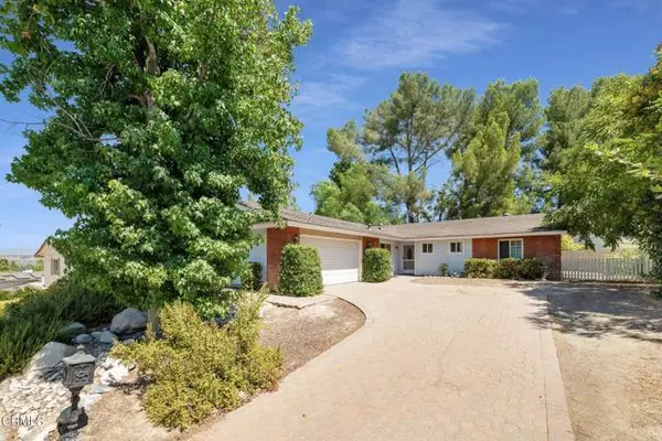 26312 Whispering Leaves Drive, Newhall (santa Clarita), CA 91321