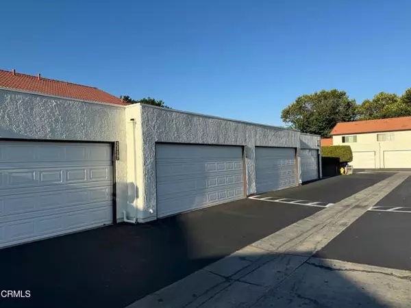 Oxnard, CA 93035,3115 Kelp Lane