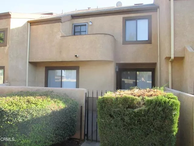 Lancaster, CA 93535,1845 E Avenue J4 #5