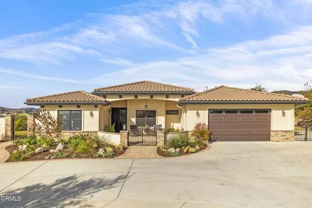 Ventura, CA 93003,7155 Ridgecrest Court