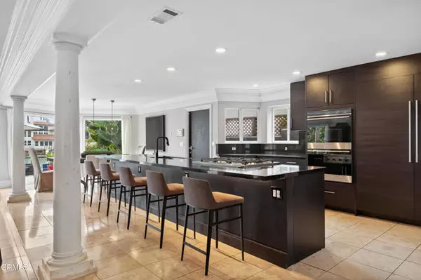 Ventura, CA 93001,952 Peninsula Street