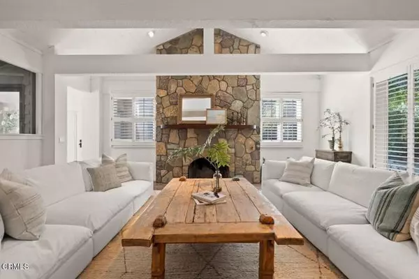 Ojai, CA 93023,4158 Grand Avenue