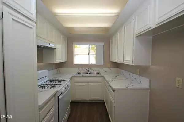 Port Hueneme, CA 93041,2596 Sextant Avenue