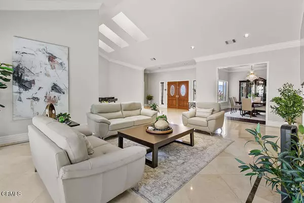 Camarillo, CA 93012,2981 Yucca Drive