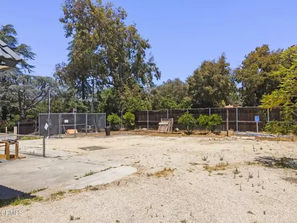 Ojai, CA 93023,65 Baldwin Road