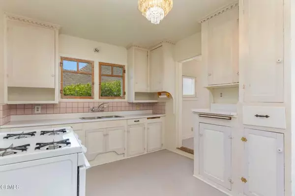 Ventura, CA 93001,253 Cedar Street