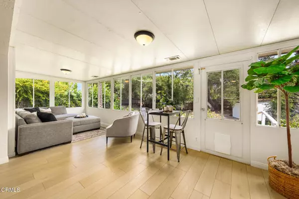 Ojai, CA 93023,1853 Country Place