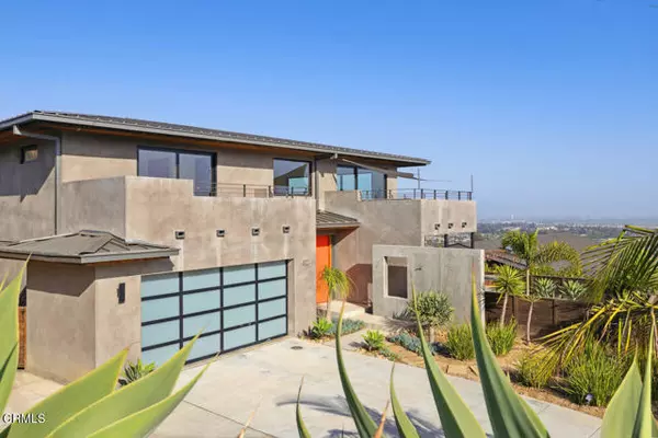 Ventura, CA 93003,572 Skyline Road