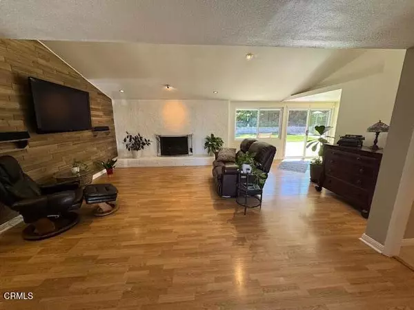 Thousand Oaks, CA 91360,1116 Rexford Place