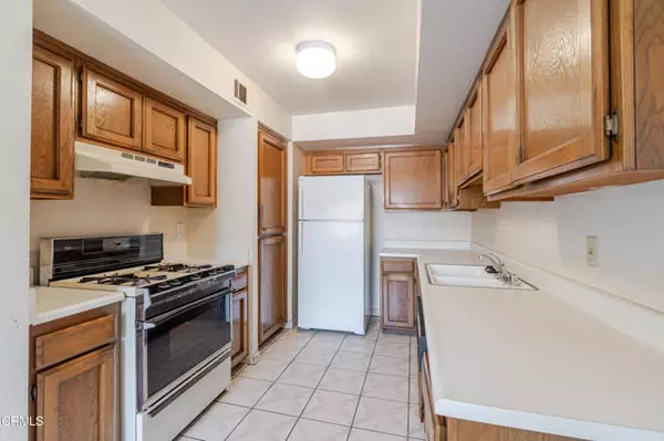 Moorpark, CA 93021,150 Majestic Court #1111