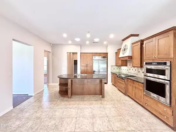 Oxnard, CA 93035,3601 Glen Abbey Lane